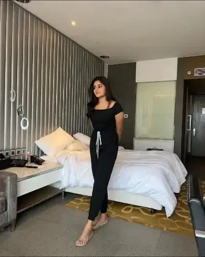 Chandausi Call Girl Service